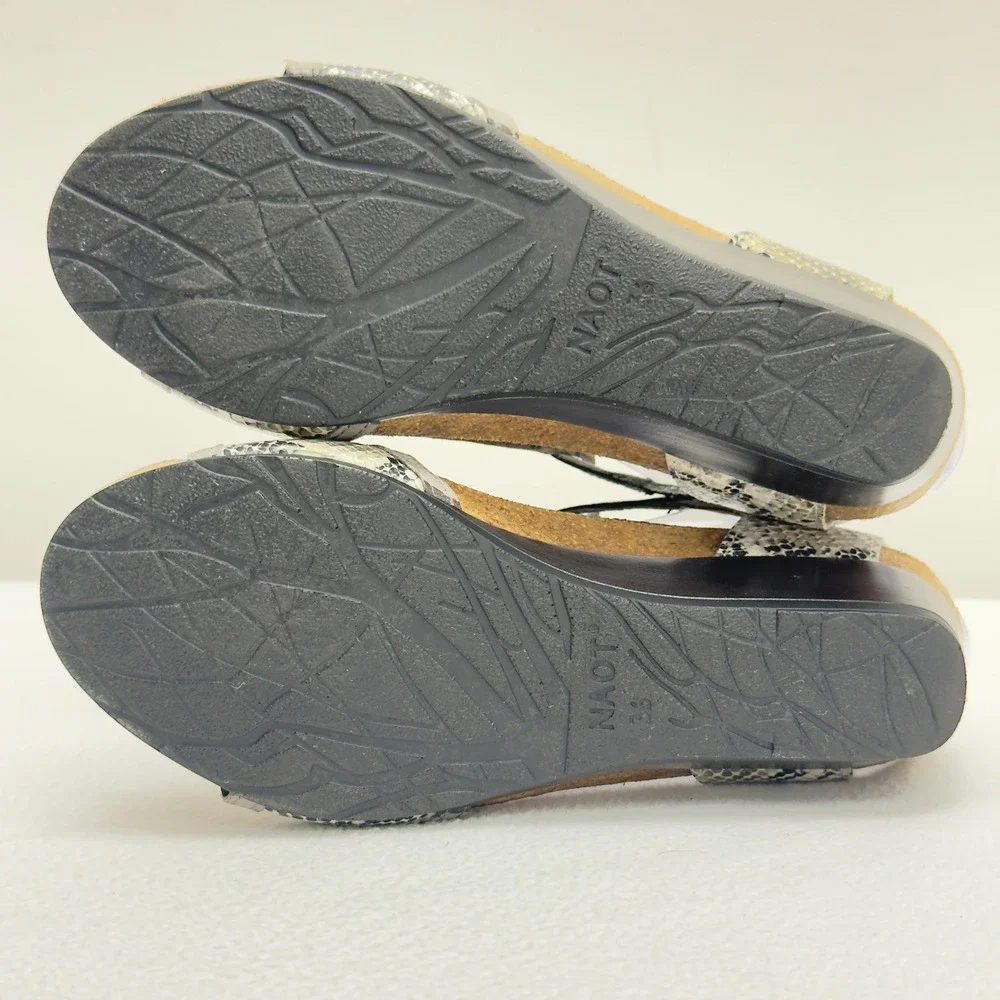 Naot Fiona Snakeskin Wedge Sandals Adjustable Buckle Cork Footbed Size 36/5.5